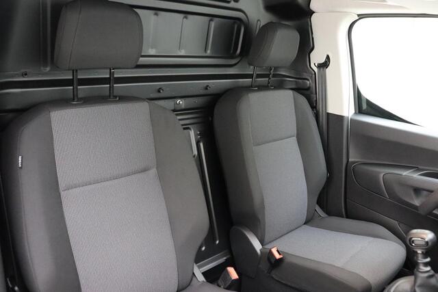Opel COMBO 1.5 BlueHDi 100 S&S L1 | NIEUW | Apple Carplay/Android Auto | Houten laadvloer | Achteruitrijcamera | Trekhaak voorbereiding