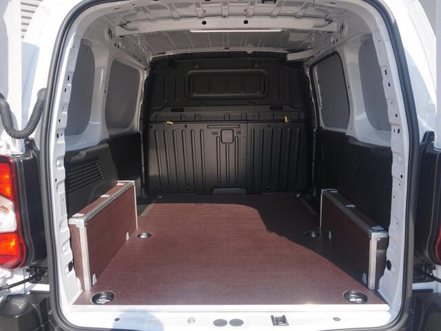 Opel COMBO L1 102 Pk. | 3 zitplaatsen | Apple Carplay | betimmering | rijklaarprijs