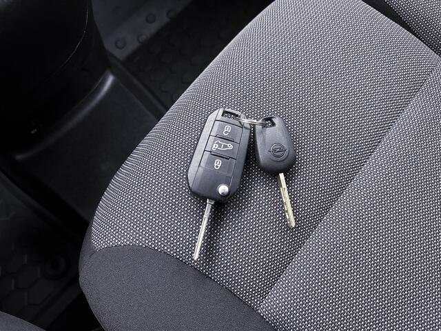Opel COMBO 1.5D L2H1 Edition Cruise control Betimmering 3 zitplaatsen 102 PK Airco