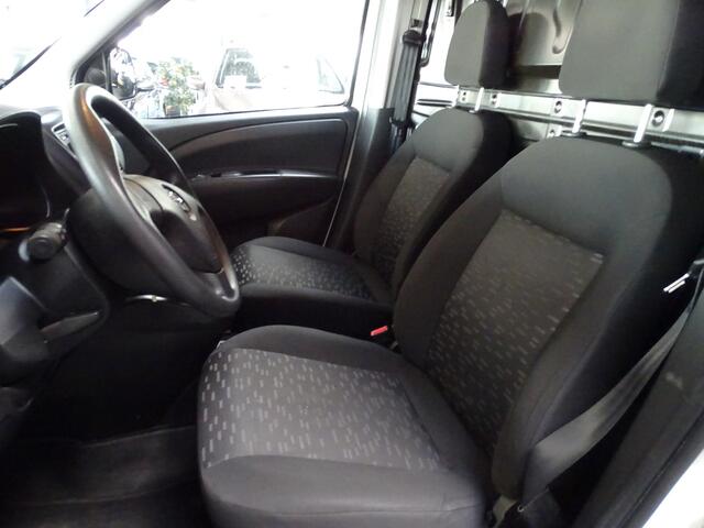 Opel COMBO 1.3 CDTi L1H1 Edition Trekhaak, Airco, Betonplex, El Ramen.