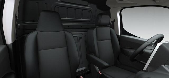Opel COMBO Combo-e L1 50 kWh 136 PK | Houten afwerking laadruimte | Exterieur Pakket | NAVI | Carplay | Parkeersensoren achter | Achteruitrijcamera | Licht- en regensensor | Trekhaak voorbereiding | Reservewiel | van ¤36.758 voor ¤26.750 ex. BTW rijklaar