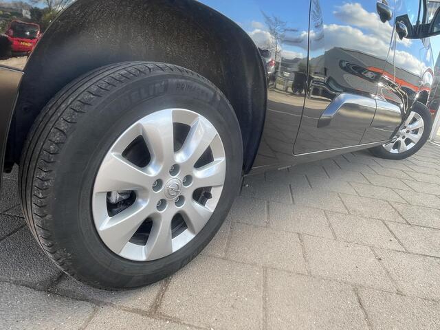 Opel COMBO 1.5D L2H1 Innovation /Airco/adaptive cruise/Navi/DAB/dodehoek det/2019/BTW auto/