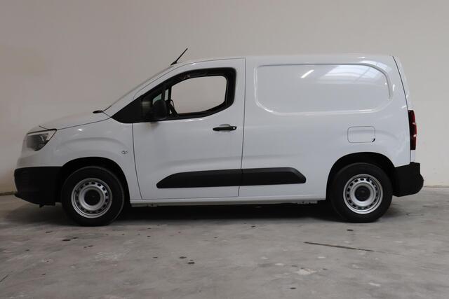 Opel COMBO 102pk L1H1 Navi Apple Carplay/Android Auto Trekhaak Cruise Control Airco Parkeersensoren