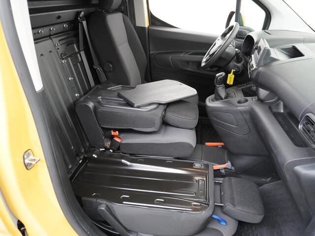 Opel COMBO 1.5D L1H1 Edition 12x Op voorraad! 3-Pers. Airco Cruise-Contr. Bluetooth Elektr.ramen Elektr.spiegels+Verwarmd Centr.Vergr+ab. Schuifdeur Betonplex vloer Lat om Lat betimmering Origin. NLse auto, van binnen en buiten een Keurige Combo!