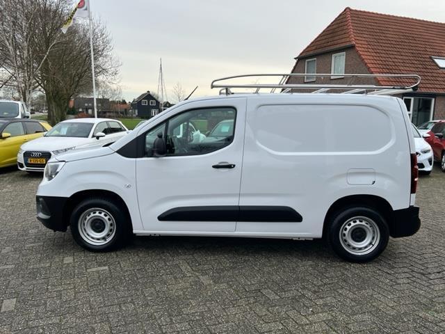 Opel COMBO 1.5D L1H1 Edition NAVI, TREKHAAK, IMPERIAAL.