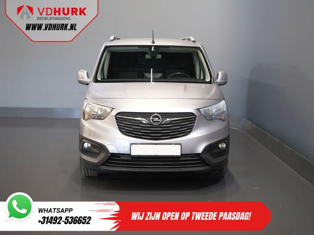 Opel COMBO 1.5D 130 pk Aut. L2 BPM VRIJ! Carplay/ Sidebars/ Roofrails/ LMV/ Cruise/ PDC/ Trekhaak