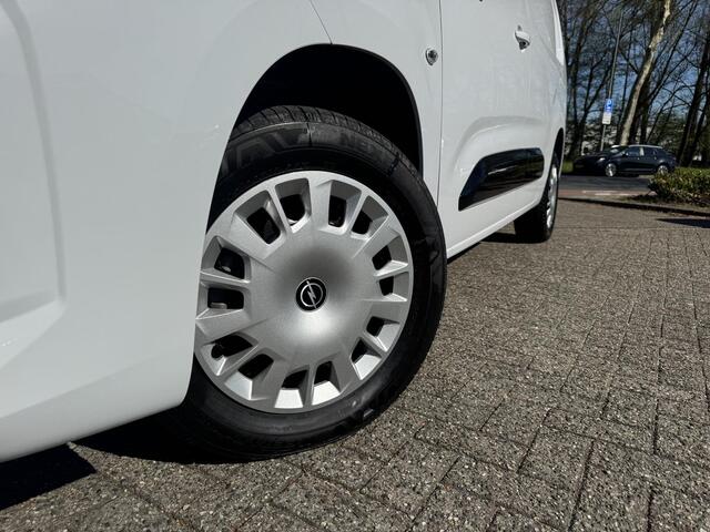 Opel COMBO L2 1.5 BlueHDi 130 PK 8AT | GEEN BPM | 8-traps automaat | Climate control | Keyless entry | Exterieur Pakket | Bestuurdersstoel comfort met armsteun | Multimedia | Apple Carplay | Anrdroid Auto| Draadloze telefoonlader | DAB+ | Achteruitrijcamera | Parkee