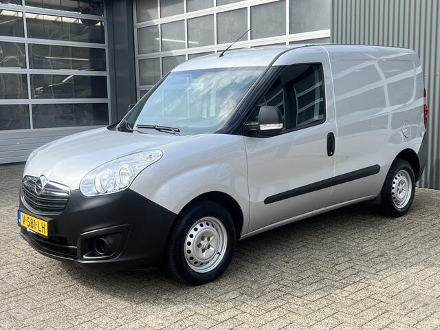 Opel COMBO 1.3 CDTi L1H1 Airco Kastinrichting Stuurwielbediening 1e eigenaar Euro 6 Bpm vrij voor particulier gebruik!!