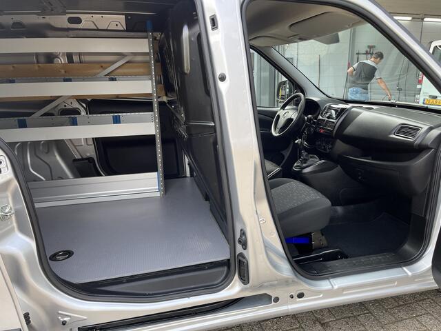 Opel COMBO 1.3 CDTi L1H1 Airco Kastinrichting Stuurwielbediening 1e eigenaar Euro 6 Bpm vrij voor particulier gebruik!!