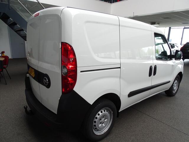Opel COMBO 1.3 CDTi L1H1 Edition Airco, Cruise, Trekhaak, etc.