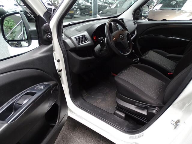 Opel COMBO 1.3 CDTi L1H1 Edition Airco, Cruise, Trekhaak, etc.