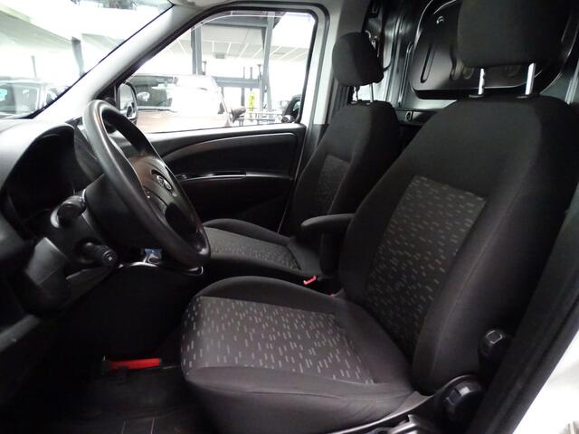 Opel COMBO 1.3 CDTi L1H1 Edition Airco, Cruise, Trekhaak, etc.