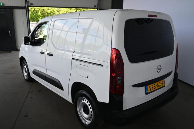 Opel COMBO 1.5D L1H1 Edition Airco Cruise control Navigatie Apple CarPlay PDC Inruil Mogelijk!
