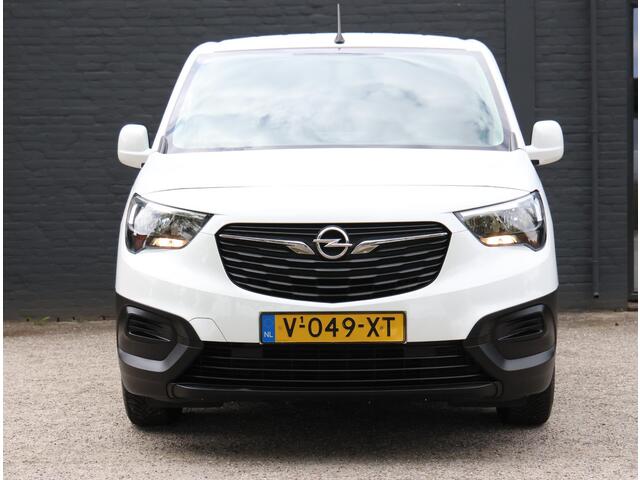 Opel COMBO 1.6D 75PK L1H1 Edition | AppleCarPlay/AndroidAuto | Houtenlaadvloer | Cruise Control | Airco | Parkeersensoren | DAB Radio |