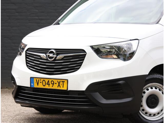 Opel COMBO 1.6D 75PK L1H1 Edition | AppleCarPlay/AndroidAuto | Houtenlaadvloer | Cruise Control | Airco | Parkeersensoren | DAB Radio |