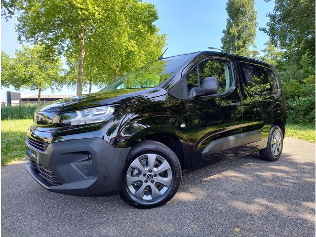 Opel COMBO L1 1.2 PureTech 110pk benzine | GEEN BPM | 3-zits | Multimedia | Apple Carplay | Android Auto | Achteruitrijcamera | Parkeersensoren achter | Licht- en regensensor | Digital cockpit | Stuurwielbediening | 16 inch lichtmetalen velgen | Bestuurdersstoel com