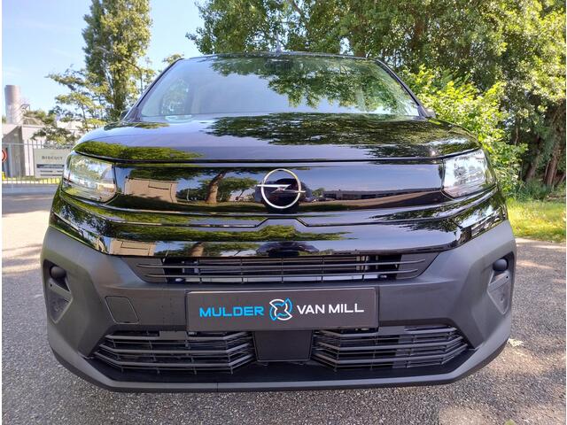 Opel COMBO L1 1.2 PureTech 110pk benzine | GEEN BPM | 3-zits | Multimedia | Apple Carplay | Android Auto | Achteruitrijcamera | Parkeersensoren achter | Licht- en regensensor | Digital cockpit | Stuurwielbediening | 16 inch lichtmetalen velgen | Bestuurdersstoel com