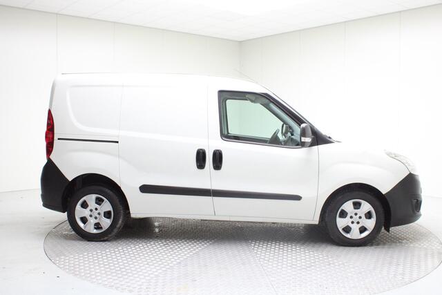 Opel COMBO 1.3 CDTi L1H1 Edition | 1e Eigenaar | Dealer Onderhouden | Trekhaak / Airco / Radio / Navi TomTom