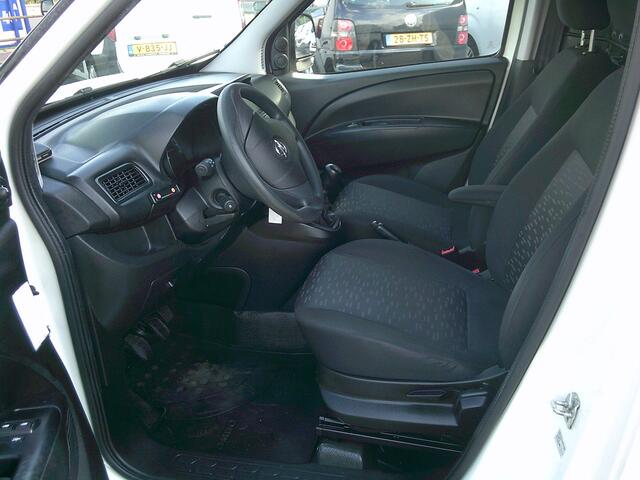 Opel COMBO 1.3 CDTi L2H1 Edition VOORZIEN VAN AIRCO+CRUISE !!! EURO 6 !!