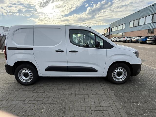 Opel COMBO Electric 136 L1 50kWh BATTERIJ 100% SoH CAMMERA CARPLAY
