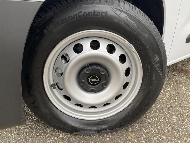 Opel COMBO Electric L2 50 kWh 136pk | 8 jaar garantie | 0% financial lease | Multimedia | Apple Carplay | Android Auto | Achteruitrijcamera | Parkeersensoren achter | Digital cockpit | Stuurwielbediening | Bestuurdersstoel comfort met armsteun | van ¤30.625 voor ¤2