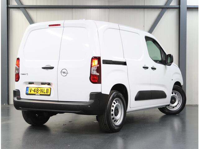 Opel COMBO Electric 136PK L1 50kWh | Airco | Armsteun | Camera | Cruise Control | Laadvloer+ Betimmering | Parkeersensoren | DAB Radio |