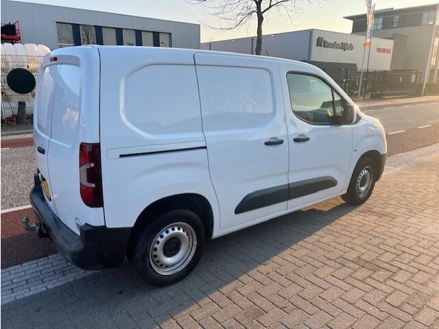 Opel COMBO 1.6D 73KW Edition AIRCO KLIMA NAVI SCHUIFDEUR EURO6