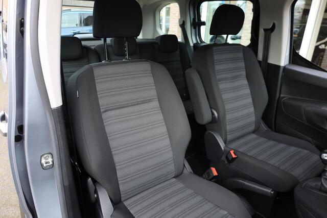 Opel COMBO Life 1.2 Turbo L1H1 Edition CARPLAY SCHUIFDEUR NAVI CRUISE CLIMA DAB HILL-HOLD LANE-ASSIST PDC