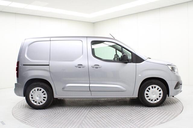Opel COMBO Electric 136 L1 50kWh | Verwarmd Stuur / Climate / Navi / Carplay