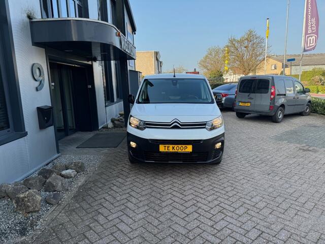 Opel COMBO 136pk 50KWh 3-pers, Navi, Camera, PDC, Cruisecntrl, ECC, TOPSTAAT!
