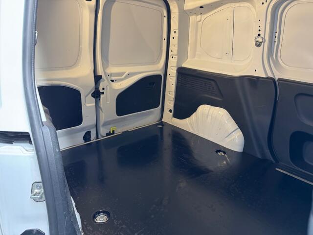 Opel COMBO 136pk 50KWh 3-pers, Navi, Camera, PDC, Cruisecntrl, ECC, TOPSTAAT!