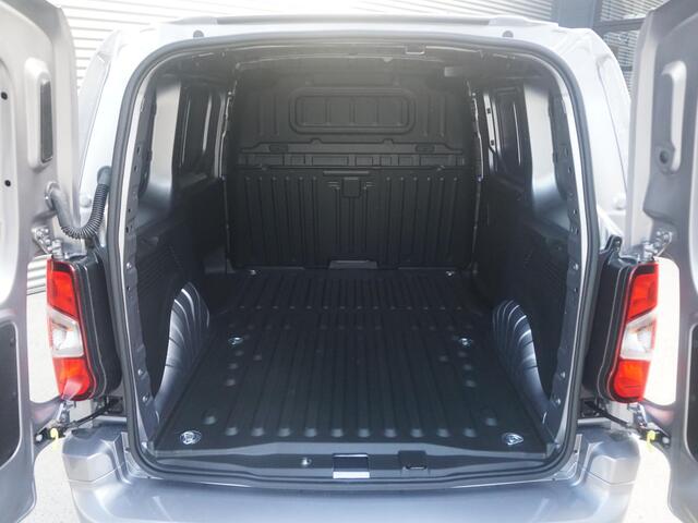 Opel COMBO TECH L1 50kWh | 8 jaar garantie | navigatie | Apple Carplay | camera | digitale binnenspiegel | parkeersensoren v/a | dodehoekdetectie | bumpers in kleur | Climate Control | etc.