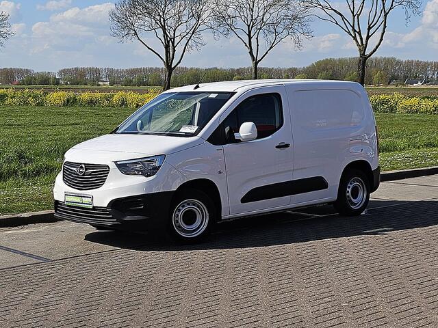 Opel COMBO 1.5D L1H1 Edition L3H2 Maxi LED Automaat Navi Camera Mbux10 PDC BPM VRIJ Euro6 170 PK!