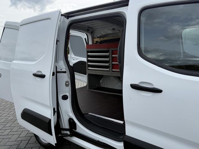 Opel COMBO 1.5D 100 PK / L1H1 / 1e EIG. / TREKHAAK / AIRCO / CRUISE / CAMERA / INRICHTING / NAVI