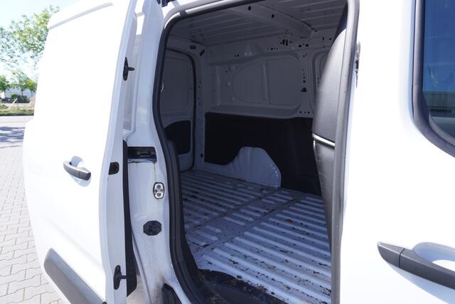 Opel COMBO 1.5 BlueHDi 100PK L2 EURO 6 - Airco - Navi - Cruise - ¤ 18.900,- Excl.