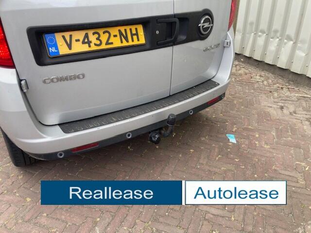 Opel COMBO 1.6 Cdti 105 Pk L2 H1 EURO 6 Airco PDC Sidebars Cruise Control Trekhaak