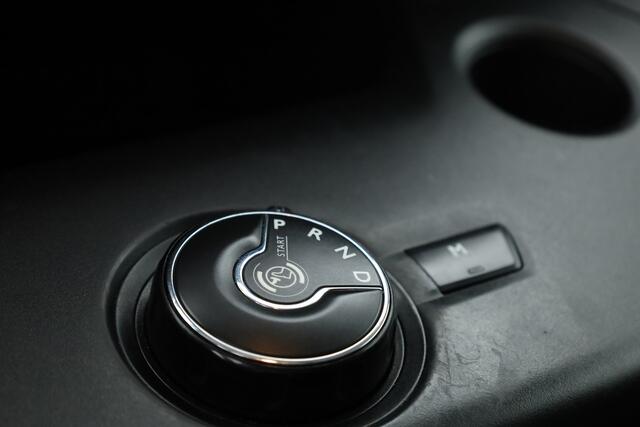 Opel COMBO 1.5D - 130pk L1H1 Automaat | Zwart | Camera | Cruise | Navi | Apple Carplay | BPM vrij