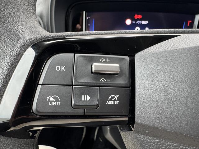 Opel COMBO 1.5 BlueHDi 130 S&S L1 / Trekhaak (1.350KG) / Cruise Control / Connect Pack / Comfort Pack / Look Pack / Tussenschot / Airco / Laadruimte inrichting