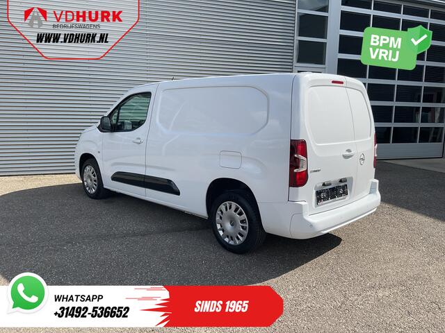 Opel COMBO 1.5 HDi 100 pk L2 LED/ 3pers./ Stoelverw./ Stuurverw/ Carplay/ Navi/ Climate/ PDC/ Cruise