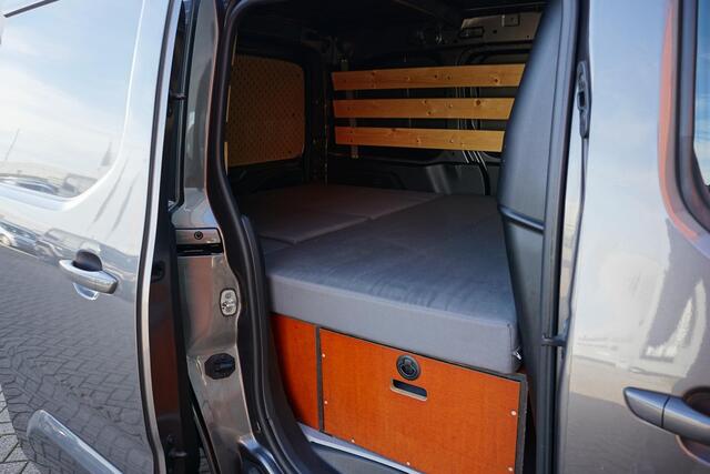 Opel COMBO 1.2 Turbo L1H1 Edition *MARGE* + APPLE CARPLAY / TREKHAAK / SENSOREN