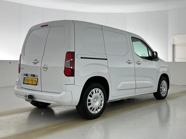 Opel COMBO 130pk L1 Automaat Apple Carplay Trekhaak Parkeersensoren Airco Cruise control 2-zits
