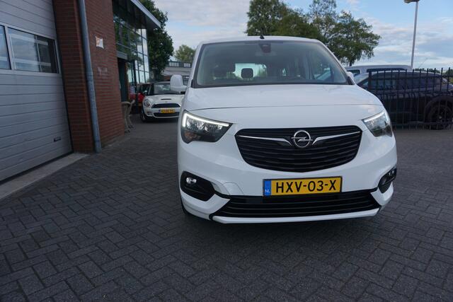 Opel COMBO TOUR 1.2 Turbo L2H1 7 PERSOONS 7 STOELEN EDITION NAVIGATIE ANDROID-APPLECARPPLAY AIRCO CRUISECONTROL BLUETOOTH PARKEERSENSOREN RIJSTROOKSENSOR 2X SCHUIFDEUR ELECTR.RAMEN-SPIEGELS
