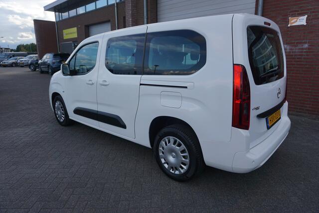 Opel COMBO TOUR 1.2 Turbo L2H1 7 PERSOONS 7 STOELEN EDITION NAVIGATIE ANDROID-APPLECARPPLAY AIRCO CRUISECONTROL BLUETOOTH PARKEERSENSOREN RIJSTROOKSENSOR 2X SCHUIFDEUR ELECTR.RAMEN-SPIEGELS