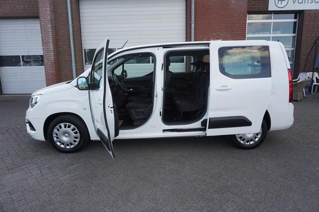 Opel COMBO TOUR 1.2 Turbo L2H1 7 PERSOONS 7 STOELEN EDITION NAVIGATIE ANDROID-APPLECARPPLAY AIRCO CRUISECONTROL BLUETOOTH PARKEERSENSOREN RIJSTROOKSENSOR 2X SCHUIFDEUR ELECTR.RAMEN-SPIEGELS