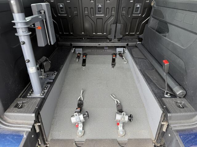 Opel COMBO TOUR 5+1 Rolstoelauto 1.2 Turbo L2H1 Edition (Zeer mooie en rijk uitgeruste 5+1 Rolstoelauto met automaat!)