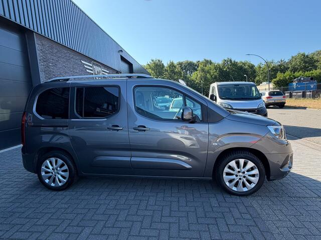 Opel COMBO TOUR 1.2 Turbo L1H1 Edition | 1E EIGENAAR | 3\6 OF 12 MND GARANTIE | PANO DAK | APPLE CARPLAY | TREKHAAK |