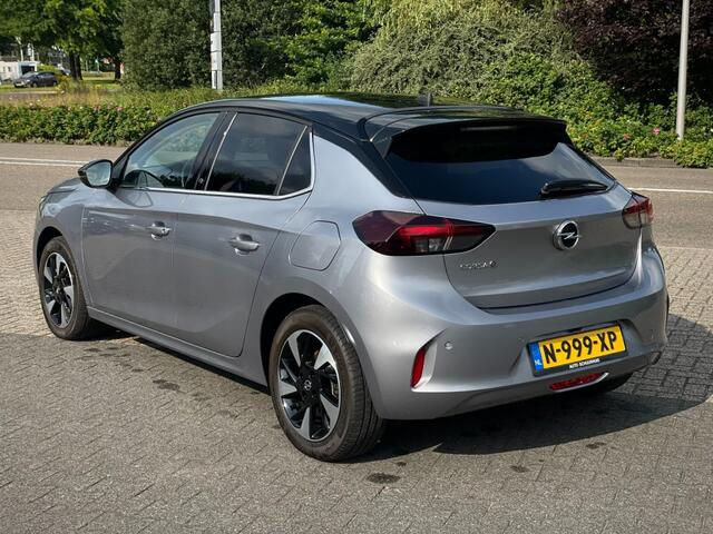 Opel CORSA 3 FASE NAVI CAMERA PDC V+A HALF LEER STUURVERWARMING