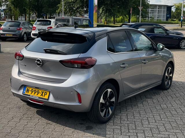 Opel CORSA 3 FASE NAVI CAMERA PDC V+A HALF LEER STUURVERWARMING