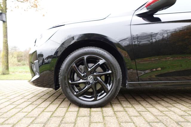 Opel CORSA 1.2 GS Line Automaat Stoelverwarming PDC Camera 130PK