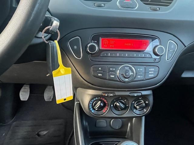 Opel CORSA 1.2 51 kw incl nwe APK en 1 jaar Bovag garantie